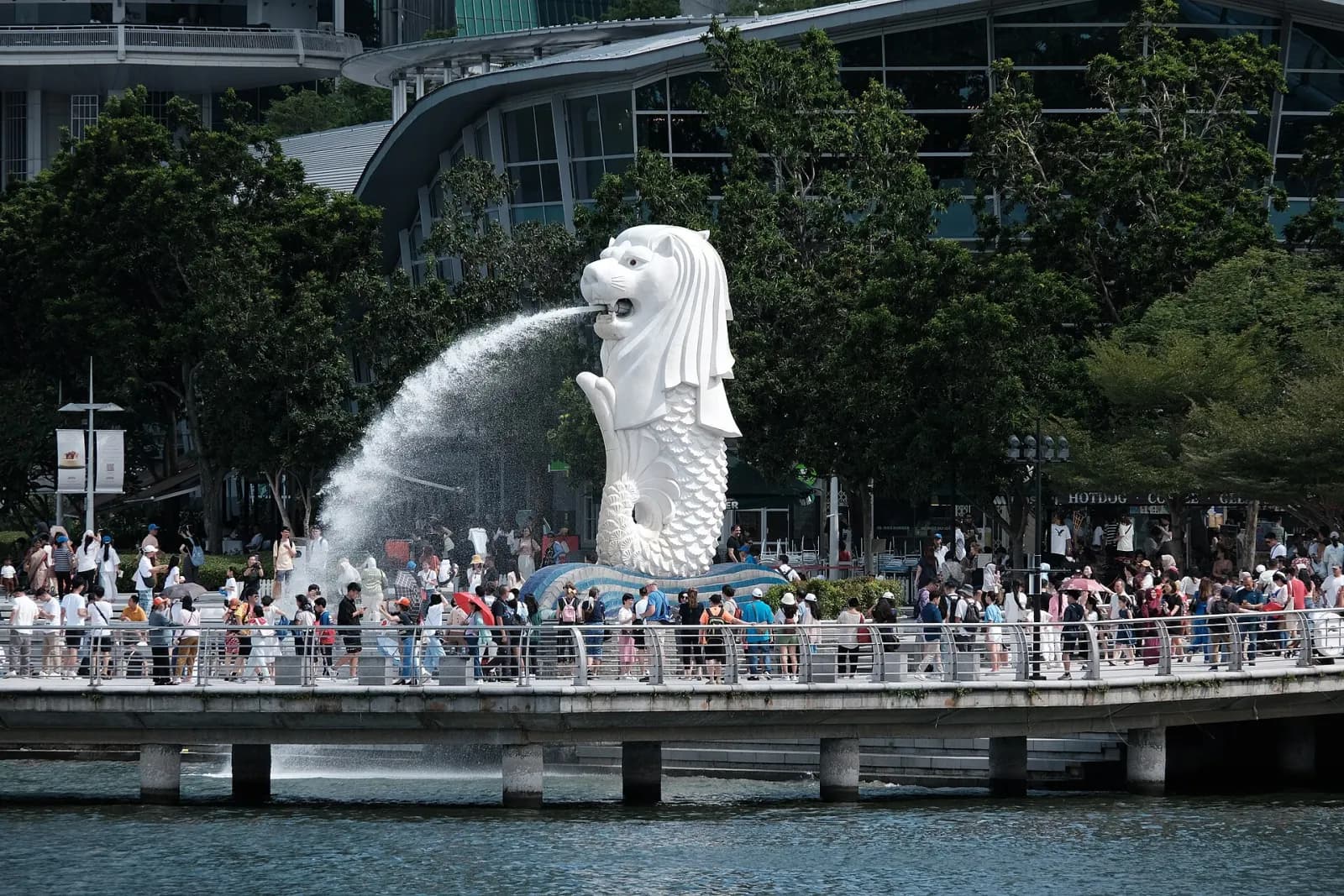 Visitors gathered around the Merlion statue at Merlion Park.